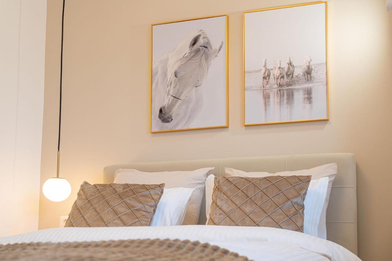 Style And View Bucharest City Center Aparthotel Bucareste Exterior foto
